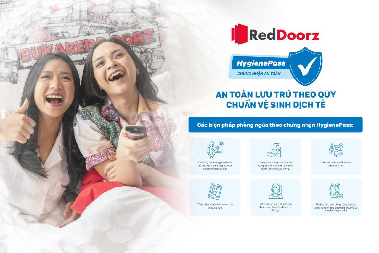 Reddoorz Bamboo Saigon Hotel Su Van Hanh Cidade de Ho Chi Minh Exterior foto